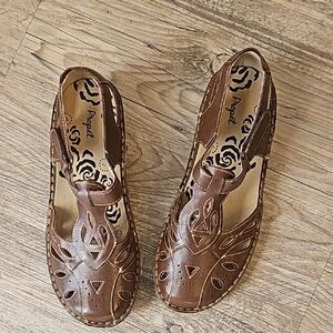 Brown Leather Cutout Loafers Sandals